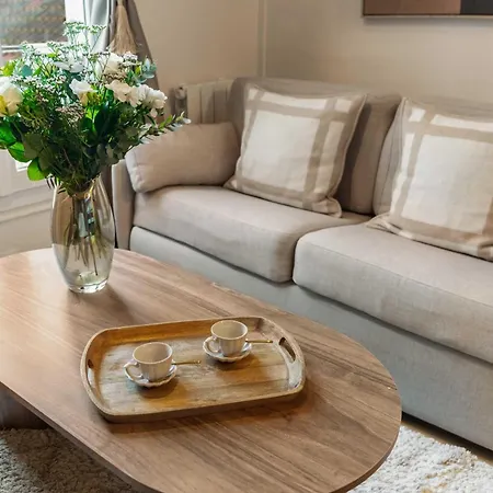 Apartament Eiffel Tower - For 4 People