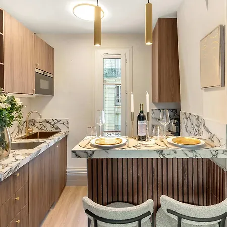 Apartament Eiffel Tower - For 4 People